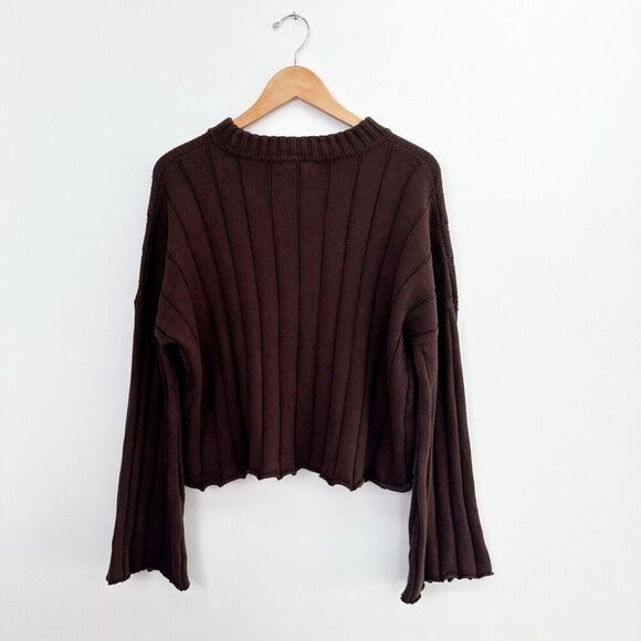 Harley Jae Women’s Muse Crop Boxy Bell Sleeve Chocolate Coco Brown Sweater - Picture 3 of 10
